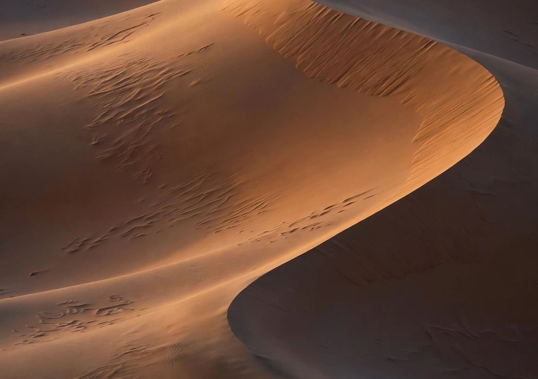 Dunes at Dusk — fondo de pantalla para iPhone Duo